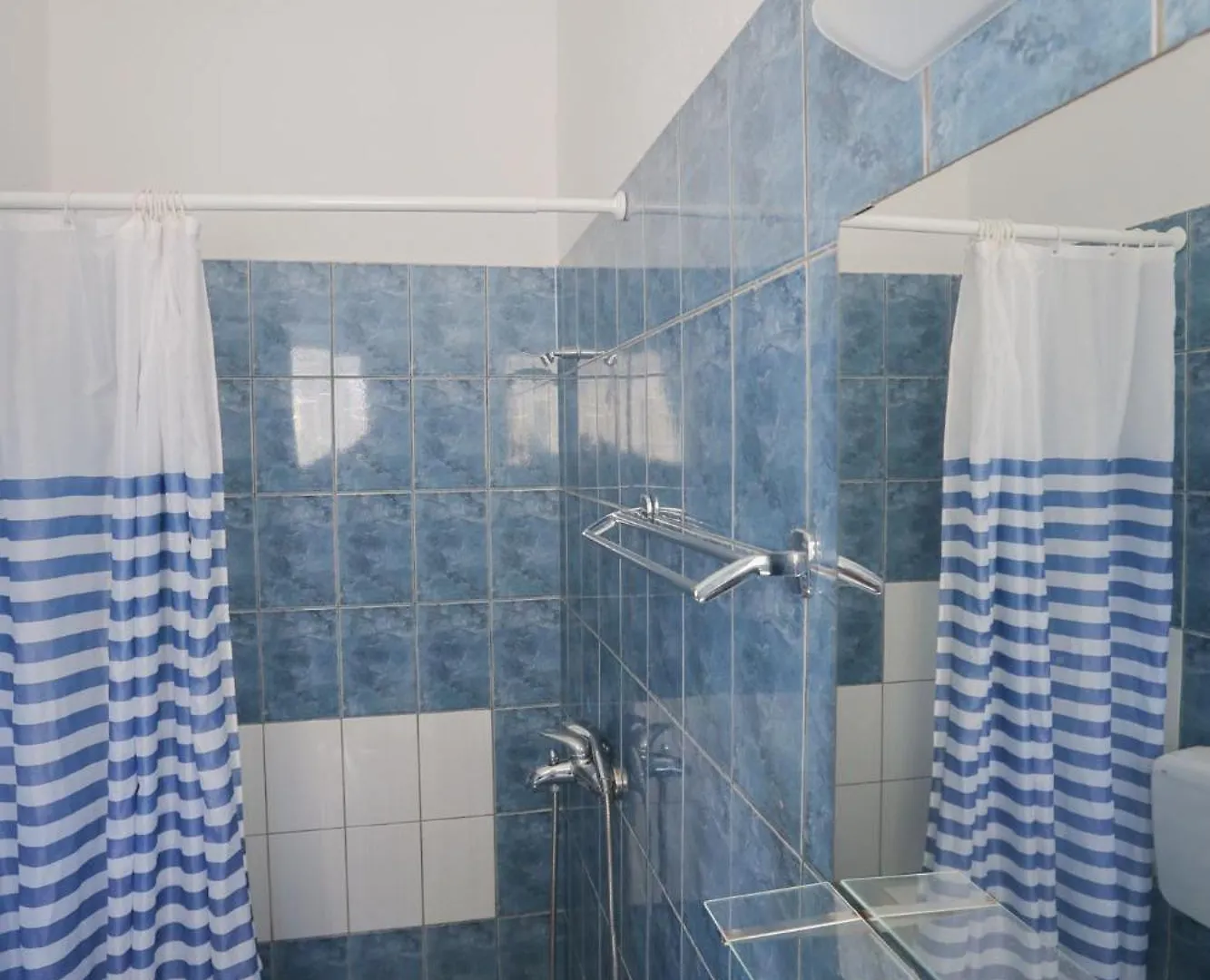 Nona'S Rooms Himarë Albanien